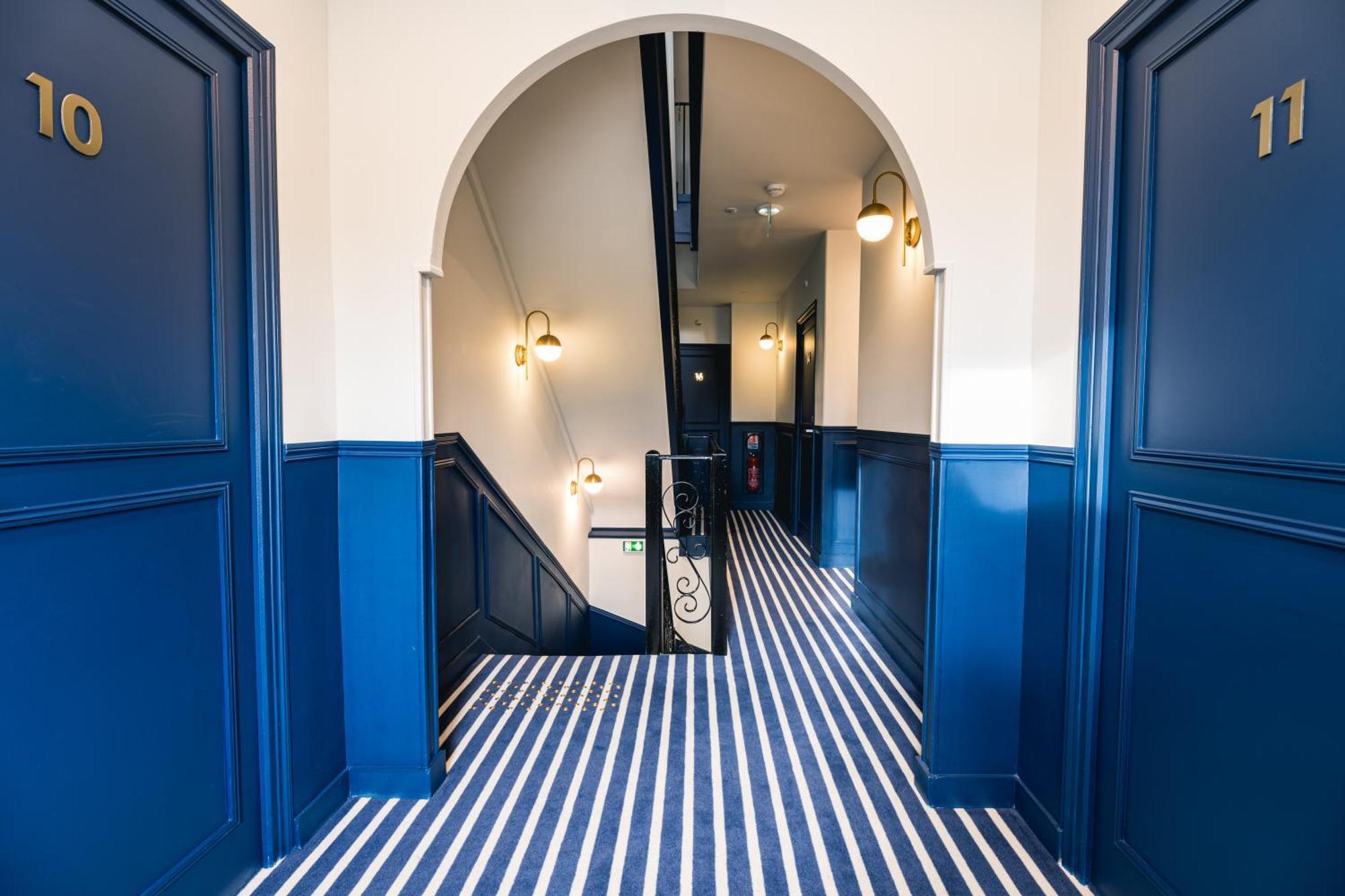 Hotel Saintchristophe Houdan Exterior foto